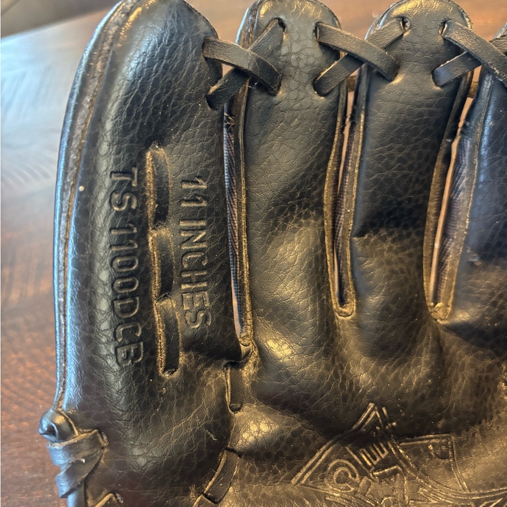 Adidas Black Camo Left Hand Baseball Glove ⚾️ - Picture 6 of 6